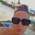 Seller Claire Thresher